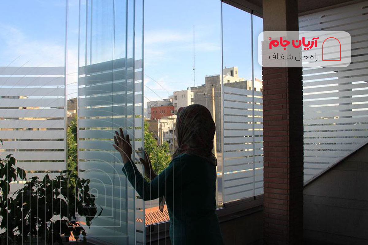 سند بلاست شیشه بالکن