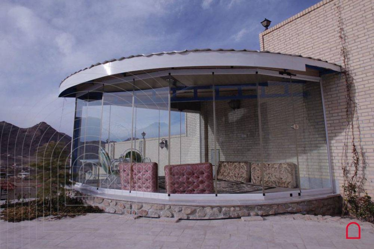 نصب شیشه بالکن در تهران