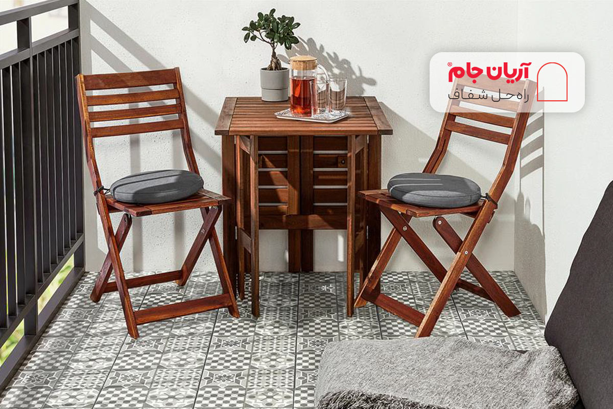 تزئین مینیمال بالکن کوچک